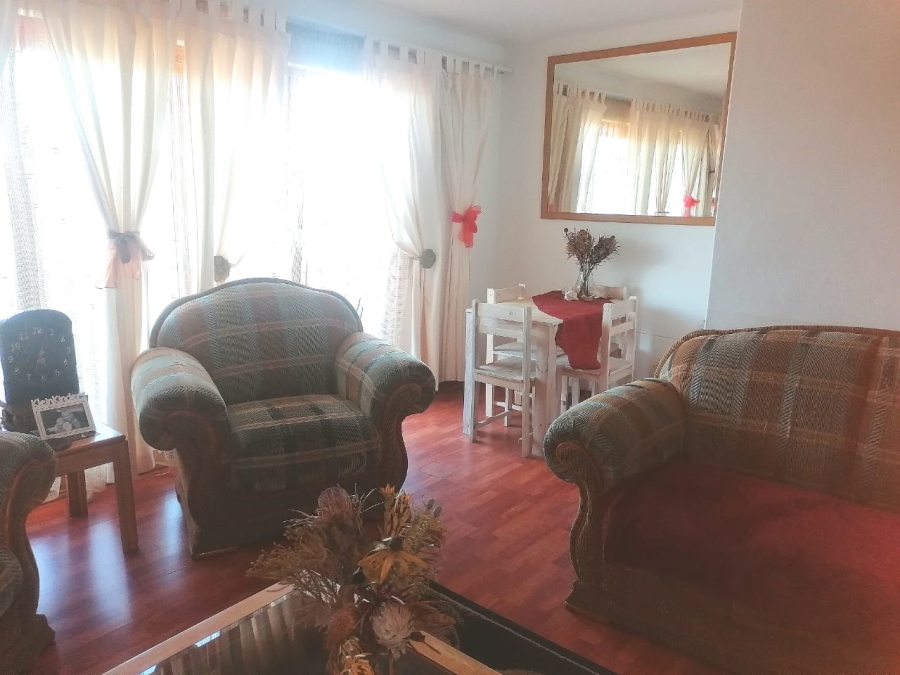 2 Bedroom Property for Sale in Beacon Bay Eastern Cape